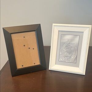 Black and White Photo Frame Set